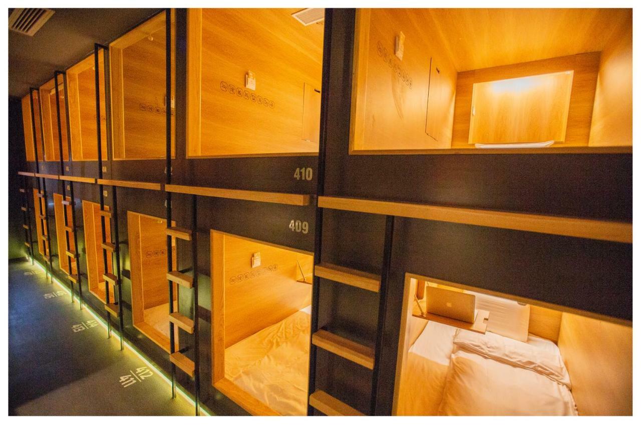 Khan Hoang Capsule Hotel (Adults Only) Hanoi Zewnętrze zdjęcie